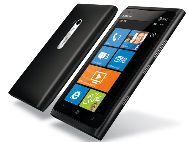 Nokia-Lumia-900-033.jpg