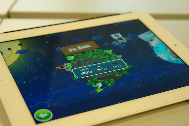 angry birds space ipad.jpg