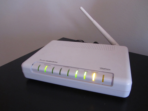 Router-Zyxel-P660HW-D1.jpg