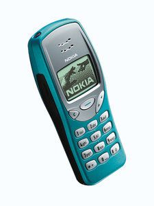 2 Nokia 3210.jpg