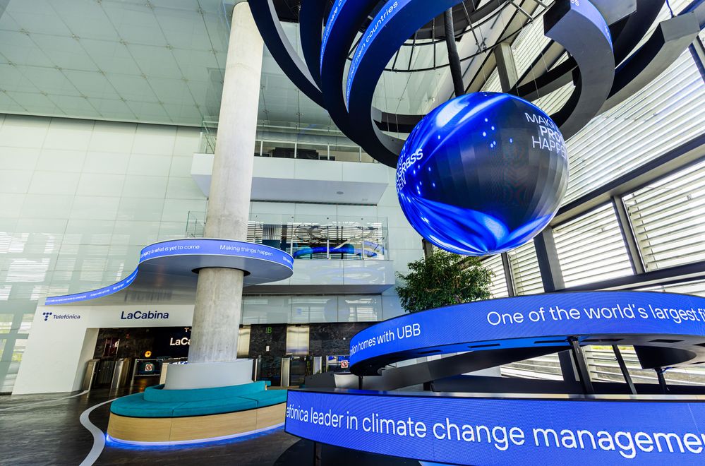 LaCabina Telefónica.jpg