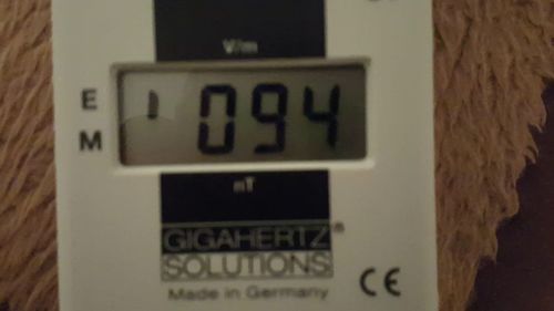 Campo eléctrico sin toma de tierra