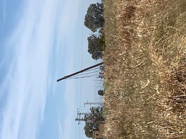 Poste inclinado A472