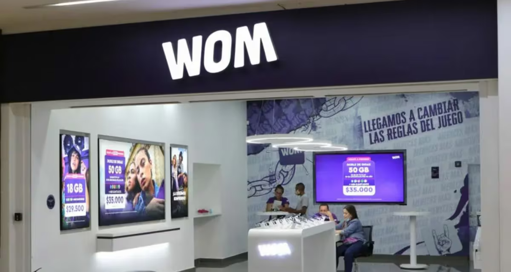 Una tienda de Wom. Wom Colombia