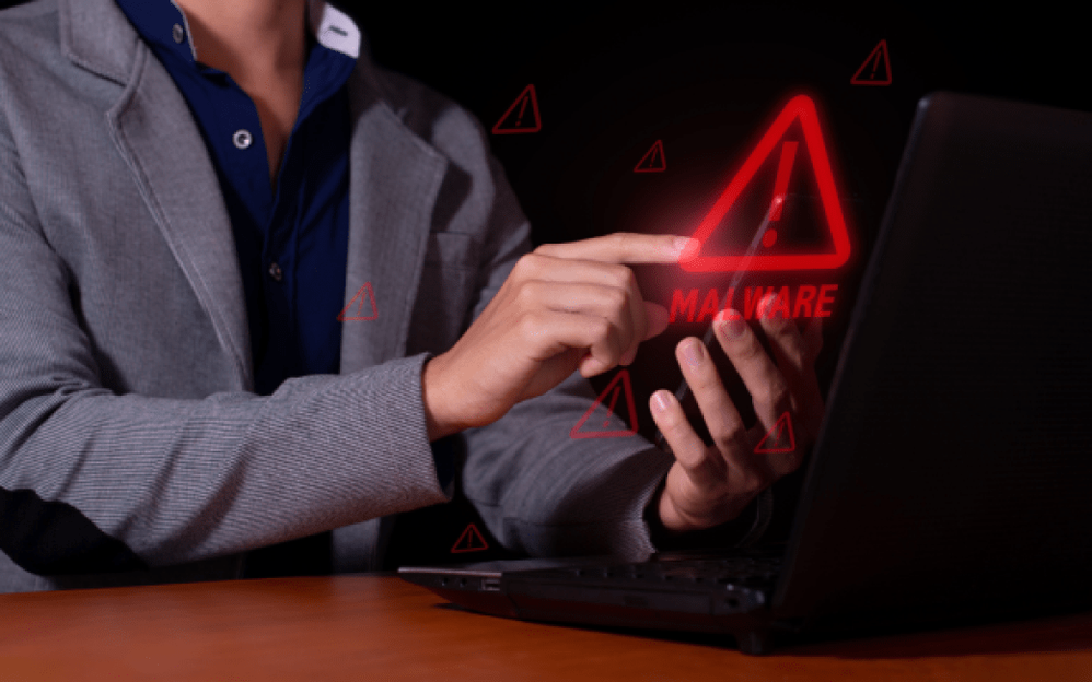 Software peligroso Malware App Falsa.png