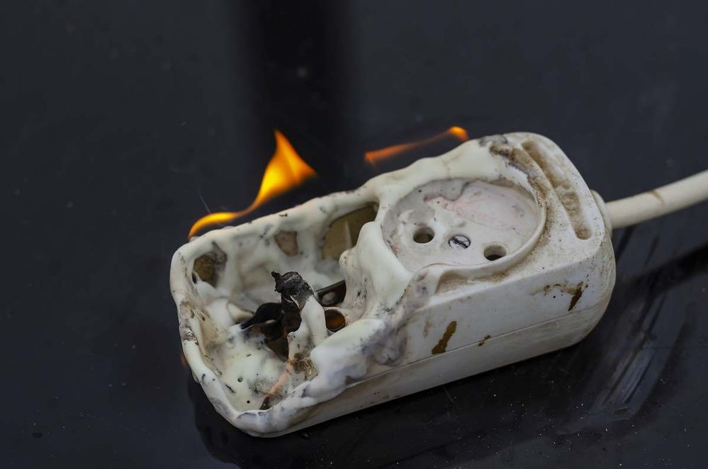 Electrodomésticos que nunca debes enchufar a un alargador.jpg