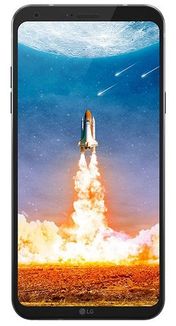 LG Q6.jpg