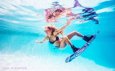 model-in-pool-underwater-3.jpg